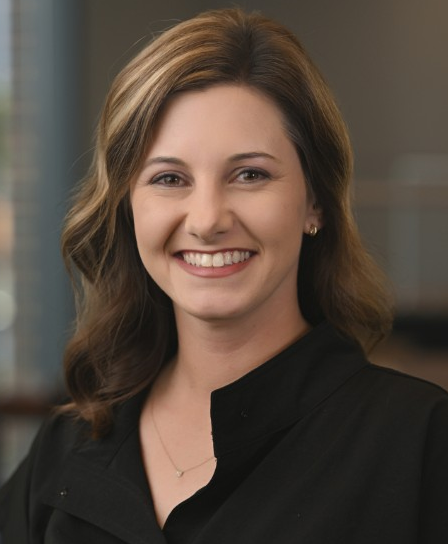 Hannah Gore Headshot.