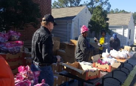 Food bank volunteers